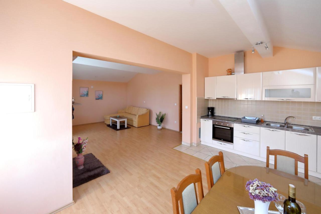 Apartmani Jagoda Bibinje Exterior photo